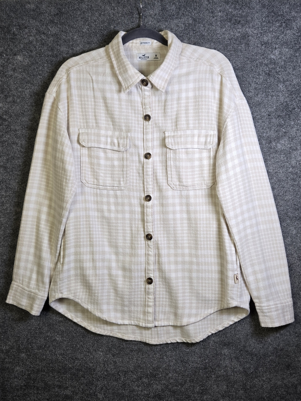 Hollister Shirt Womens M Beige Plaid Soft Flannel Jacket Boyfriend Fit Cabin